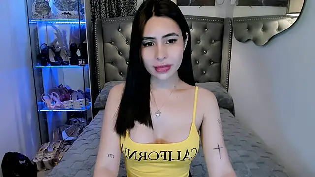 Claudia empress online show from 13, 10, 2025