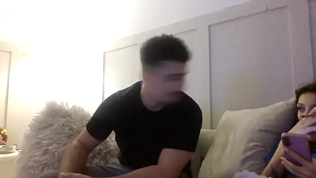 naughtybella05 online show from 9, 2, 2026