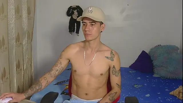 Snapshot of kilyan--x_x chatting on 5, 11, 2025 kilyan--x x online show from 5, 11, 2025