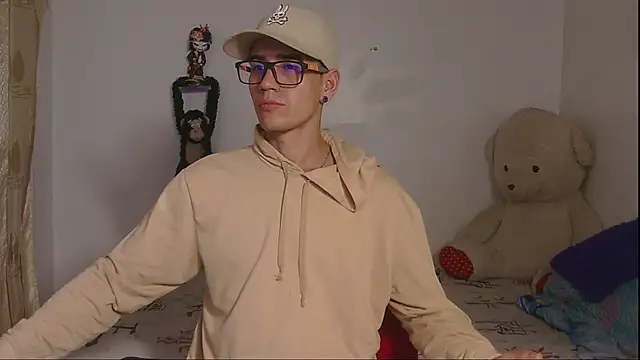 Snapshot of kilyan--x_x chatting on 19, 11, 2025 kilyan--x x online show from 19, 11, 2025