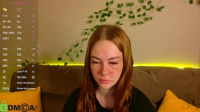 Snapshot of Roxy_Sunnny chatting on 29, 10, 2025 Roxy Sunnny online show from 29, 10, 2025