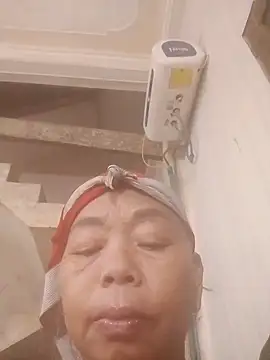 Snapshot of VangLe73 chatting on 13, 9, 2025 VangLe73 online show from 13, 9, 2025