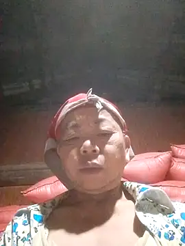 Snapshot of VangLe73 chatting on 16, 9, 2025 VangLe73 online show from 16, 9, 2025