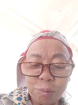 Snapshot of VangLe73 chatting on 20, 9, 2025 VangLe73 online show from 20, 9, 2025