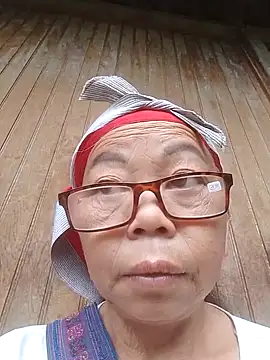 Snapshot of VangLe73 chatting on 26, 9, 2025 VangLe73 online show from 26, 9, 2025