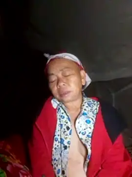 Snapshot of VangLe73 chatting on 17, 10, 2025 VangLe73 online show from 17, 10, 2025