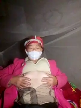 Snapshot of VangLe73 chatting on 1, 11, 2025 VangLe73 online show from 1, 11, 2025