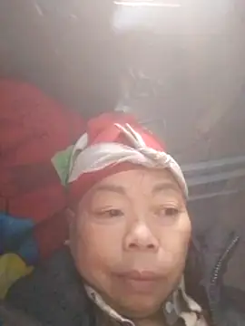 Snapshot of VangLe73 chatting on 3, 11, 2025 VangLe73 online show from 3, 11, 2025