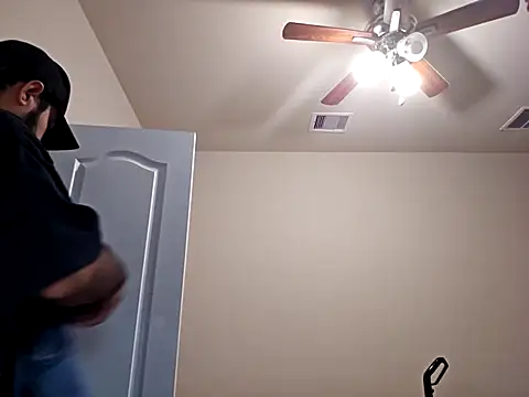 Snapshot of Lb228w chatting on 11, 11, 2025 Lb228w online show from 11, 11, 2025