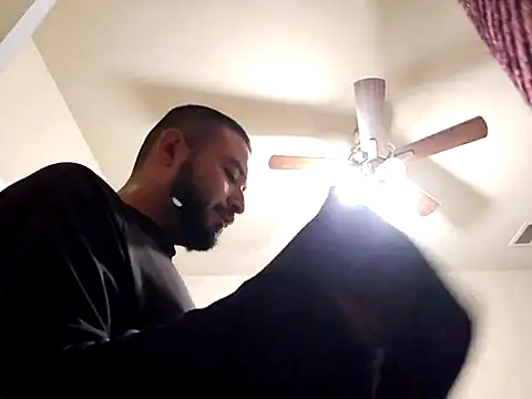 Snapshot of Lb228w chatting on 26, 11, 2025 Lb228w online show from 26, 11, 2025