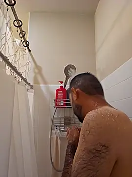 Snapshot of Lb228w chatting on 1, 3, 2026 Lb228w online show from 1, 3, 2026