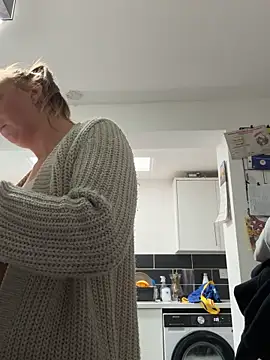 JustYourNormalCouple online show from 20, 11, 2025