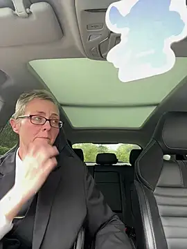 Curvy-Jinx online show from 29, 10, 2025