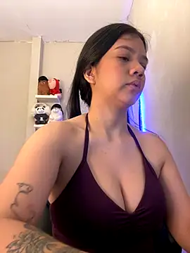 Snapshot of alhaana_ chatting on 2, 10, 2025 alhaana online show from 2, 10, 2025