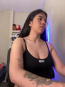 Snapshot of alhaana_ chatting on 5, 10, 2025 alhaana online show from 5, 10, 2025