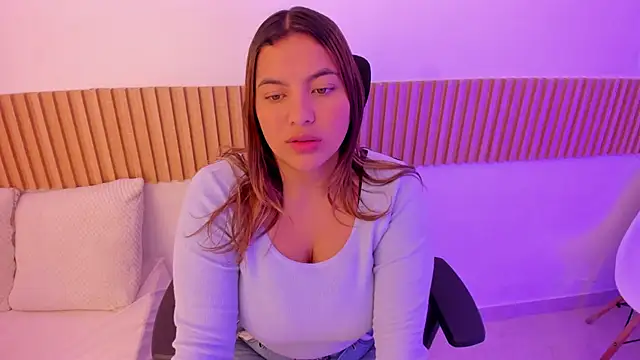 OliviaSweett online show from 3, 10, 2025