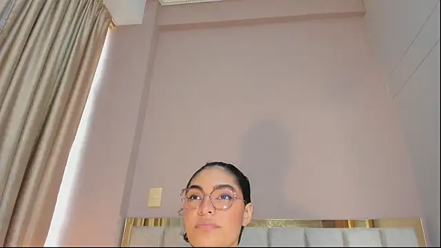 LunaAspen  online show from 4, 3, 2026