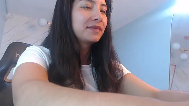 Snapshot of victoria_hernandez_t_ chatting on 19, 3, 2026 victoria hernandez t online show from 19, 3, 2026