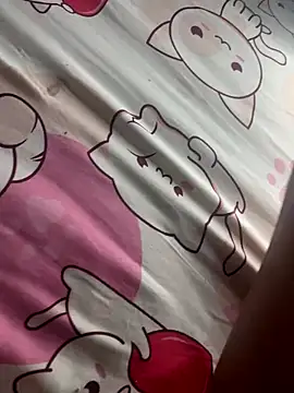 Snapshot of Leila__Saade chatting on 21, 10, 2025 Leila Saade online show from 21, 10, 2025