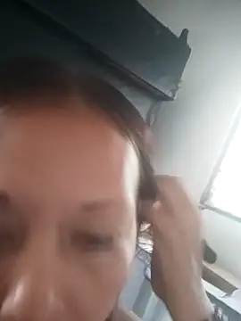 Snapshot of marinita13 chatting on 7, 11, 2025 marinita13 online show from 7, 11, 2025