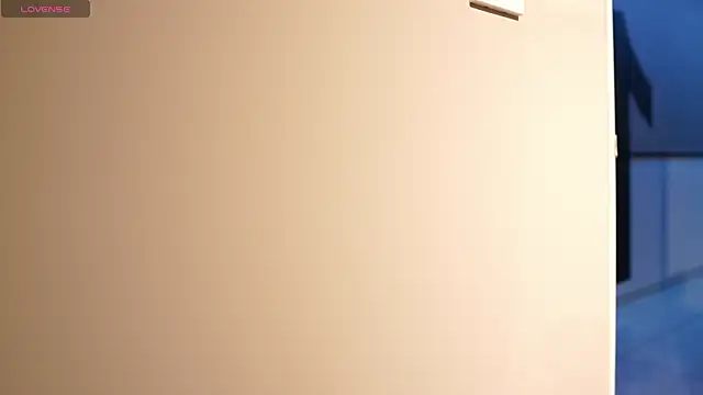 Ariaa Isabell online show from 7, 11, 2025