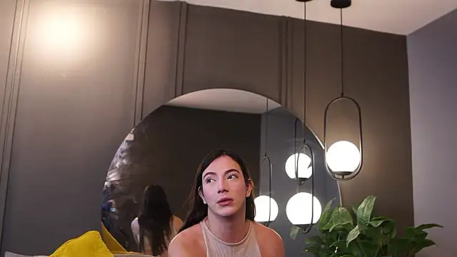 Snapshot of Ariaa_Isabell chatting on 17, 2, 2026 Ariaa Isabell online show from 17, 2, 2026