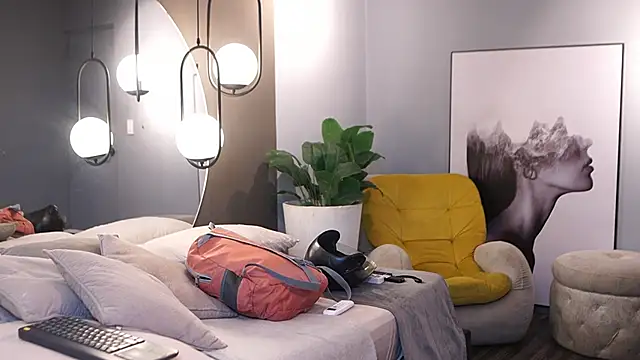 Snapshot of Ariaa_Isabell chatting on 25, 2, 2026 Ariaa Isabell online show from 25, 2, 2026