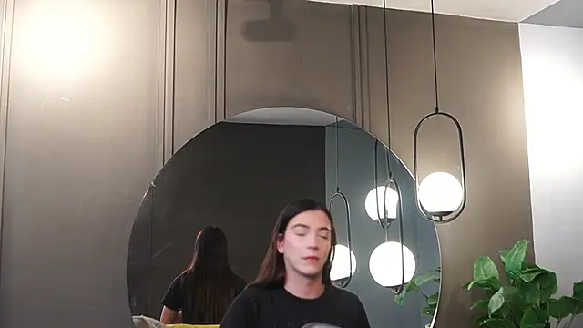 Snapshot of Ariaa_Isabell chatting on 6, 3, 2026 Ariaa Isabell online show from 6, 3, 2026