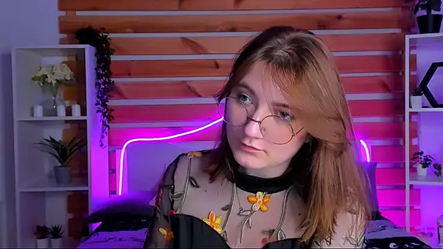 Tara Grainn online show from 1, 10, 2025