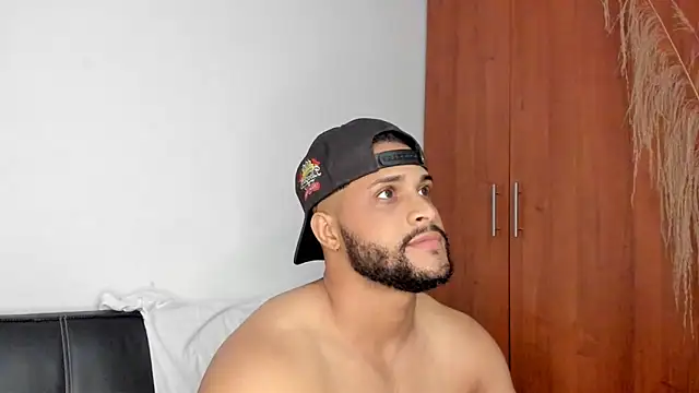 Pier Simons online show from 29, 10, 2025