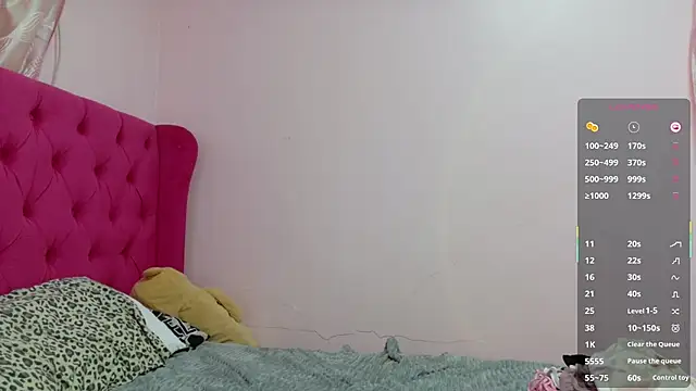 Serenaa rabbit online show from 14, 10, 2025