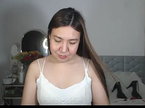 Snapshot of stellahugeX chatting on 11, 11, 2025 stellahugeX online show from 11, 11, 2025