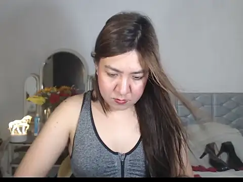 Snapshot of stellahugeX chatting on 30, 11, 2025 stellahugeX online show from 30, 11, 2025