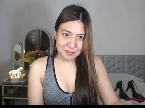 Snapshot of stellahugeX chatting on 14, 12, 2025 stellahugeX online show from 14, 12, 2025