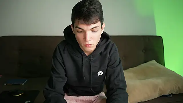 MattyandAiden online show from 18, 2, 2026