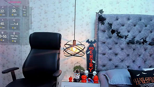 Aprilwatson online show from 10, 10, 2025