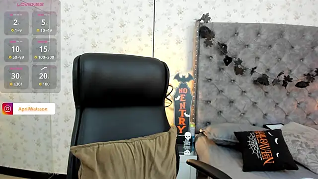 Aprilwatson online show from 25, 10, 2025