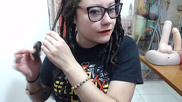 Snapshot of greeneyes_nurse chatting on 24, 10, 2025 greeneyes nurse online show from 24, 10, 2025