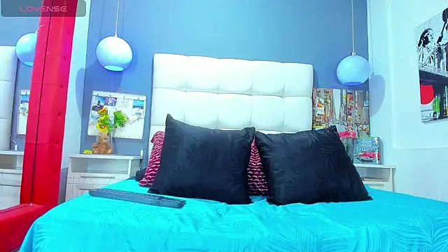 Matteo12  online show from 5, 11, 2025