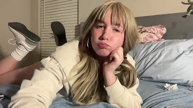 anamira1 online show from 11, 3, 2026