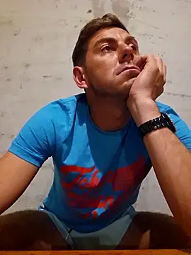 Snapshot of Alex-andru88 chatting on 19, 10, 2025 Alex-andru88 online show from 19, 10, 2025