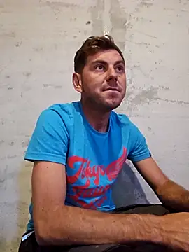 Snapshot of Alex-andru88 chatting on 20, 10, 2025 Alex-andru88 online show from 20, 10, 2025