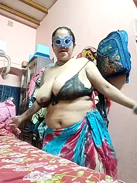 SexyBhabhi323 online show from 16, 9, 2025