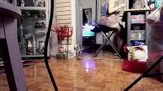 Snapshot of xinamora chatting on 27, 10, 2025 xinamora online show from 27, 10, 2025