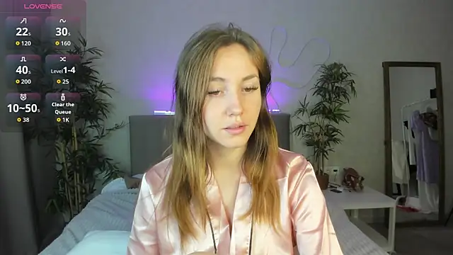 Luna G0ld online show from 10, 10, 2025