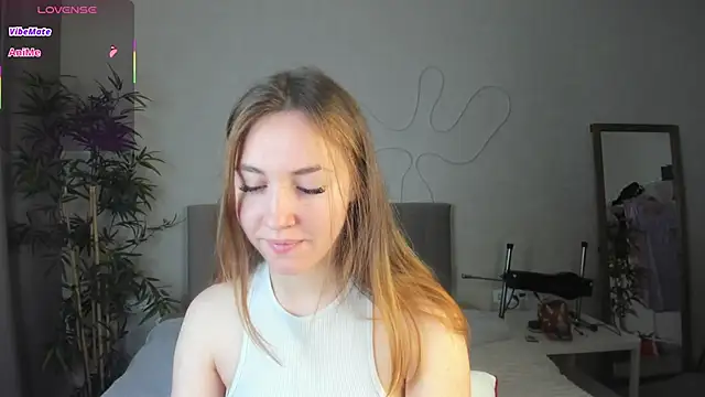 Luna G0ld online show from 12, 10, 2025