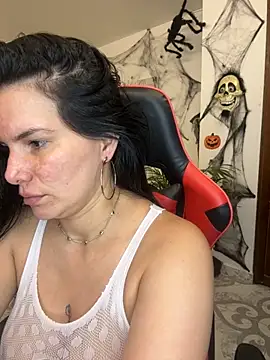 Snapshot of carol_cruz133 chatting on 20, 10, 2025 carol cruz133 online show from 20, 10, 2025