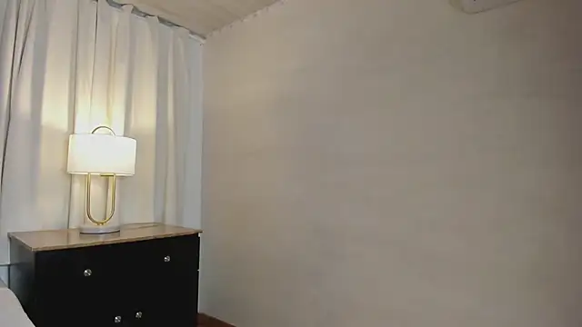 Bambi cutee online show from 13, 1, 2026