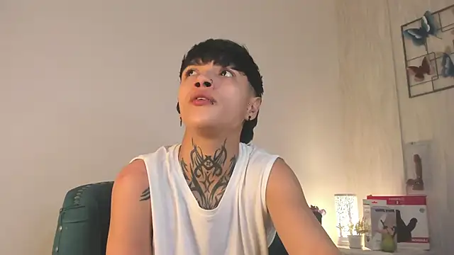 Snapshot of b3k_afrodict chatting on 26, 11, 2025 b3k afrodict online show from 26, 11, 2025