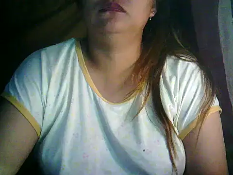 Snapshot of yuana25 chatting on 15, 3, 2026 yuana25 online show from 15, 3, 2026